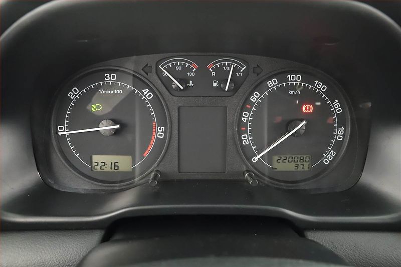 Škoda Octavia (2002) 1.9 TDI , 4X4, ČR,1.maj - fotka 9 z 11