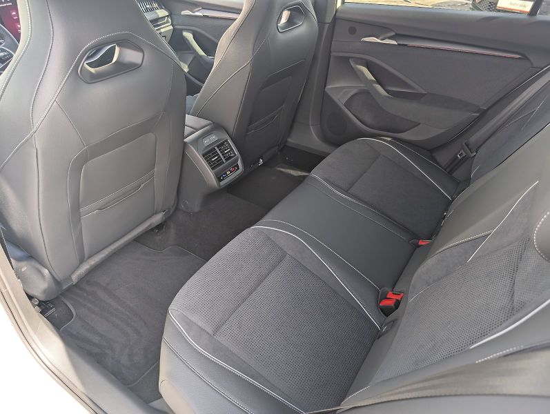 Škoda Superb (2026) Combi 2,0 TDI / 142 kW DSG 4x4 - fotka 8 z 30