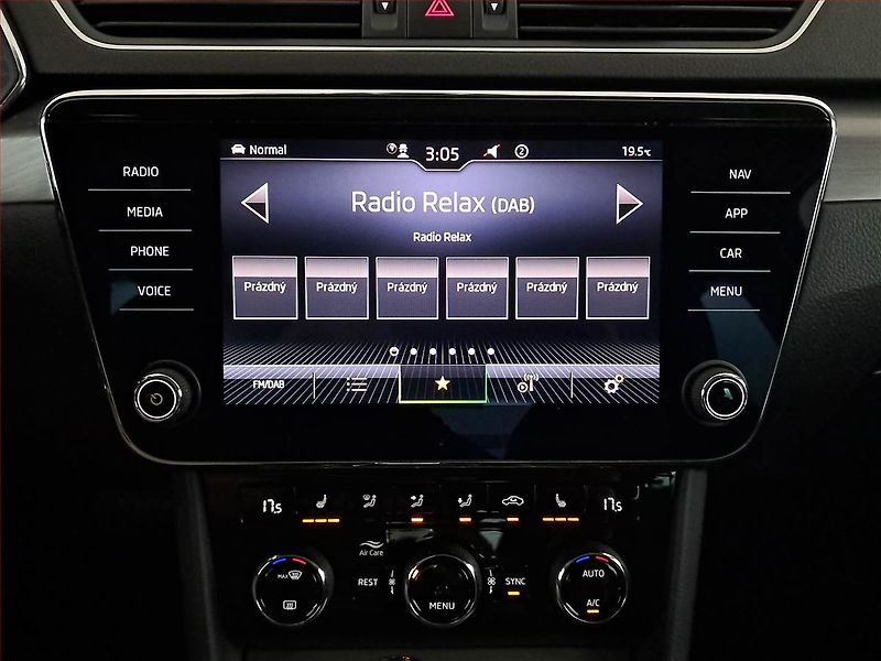 Škoda Superb (2022) Style 2.0 TSI - fotka 12 z 19