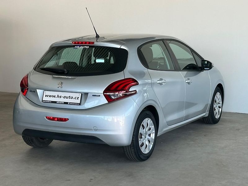 Peugeot 208 1,2 Puretech, tempomat, ČR - fotka 6 z 16