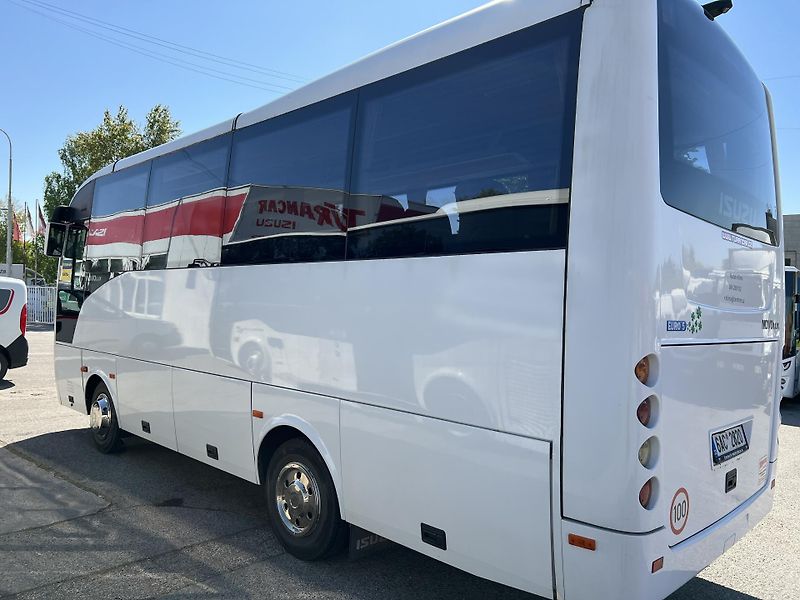 Isuzu Novo Lux EEV - fotka 7 z 10