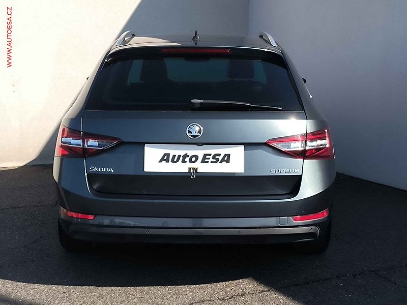 Škoda Superb (2016) 2.0 TDi, L&K, DSG - fotka 5 z 27
