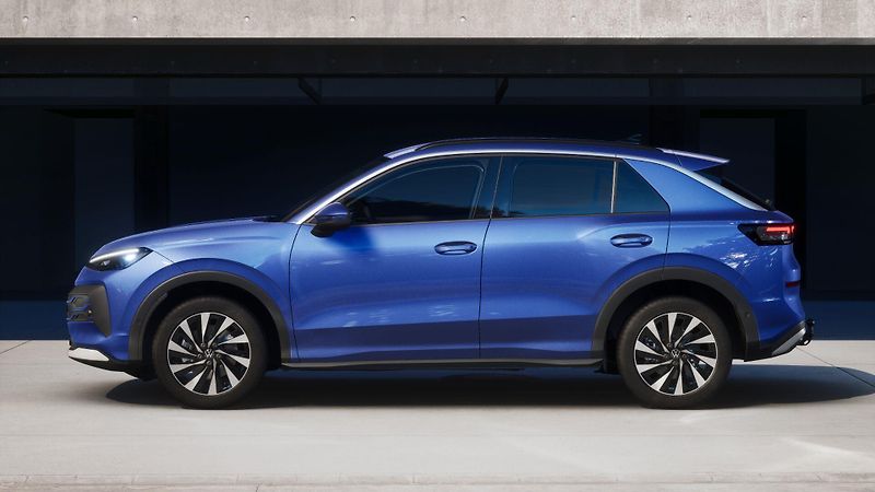 Volkswagen T-Roc 1,5 eTSI 85 kW 7DSG - fotka 5 z 12