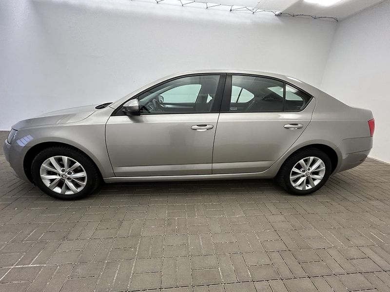 Škoda Octavia 1.0 TSI Ambition Plus Extra - fotka 3 z 22
