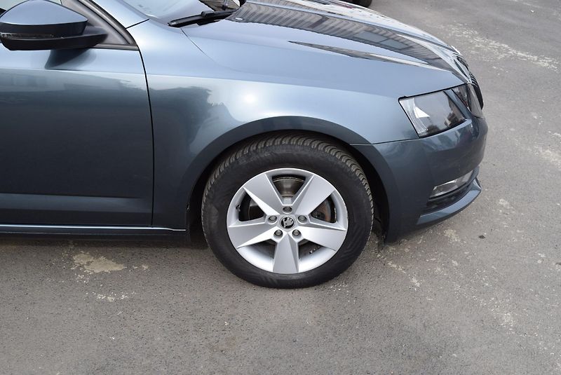 Škoda Octavia (2018) 1.5TSI 110kw AMBITION NAVI OPS - fotka 6 z 46
