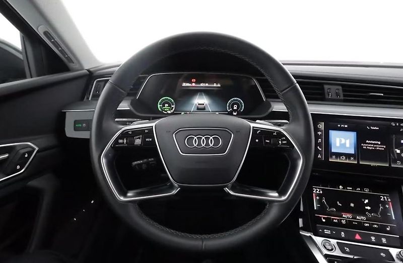 Audi Q8 e-tron 55 Quattro Kamera SoH 92% LED - fotka 20 z 27