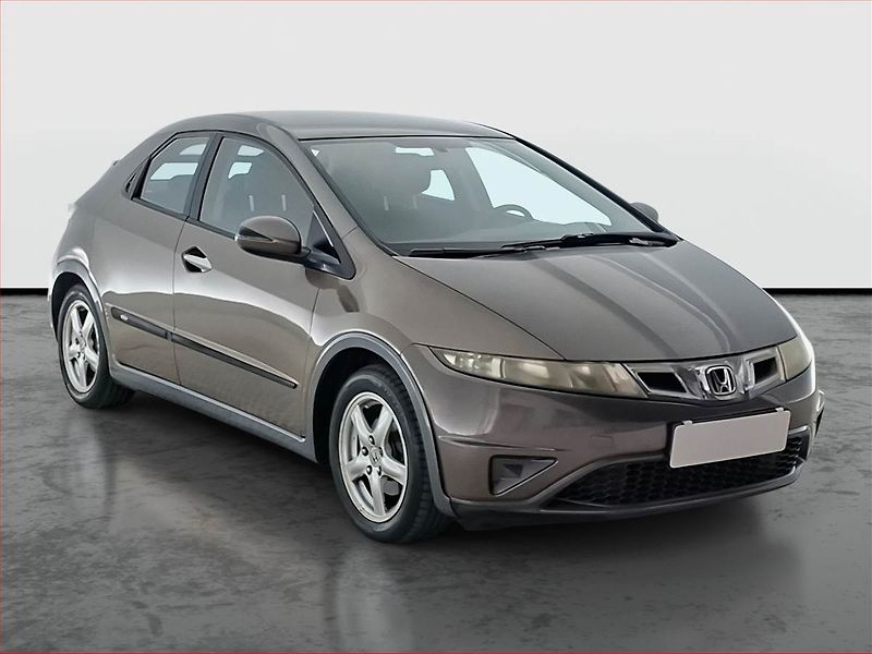 Honda Civic (2010) 1.4 i-VTEC, po STK - fotka 1 z 15