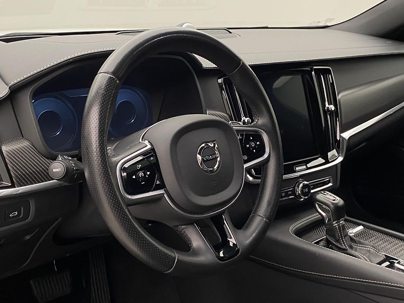 Volvo V90 CC T6 AWD OCEAN RACE AUT CZ - fotka 18 z 57