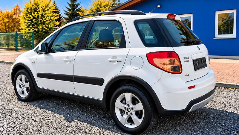 Suzuki SX4 (2012) 2.0 ddsi 4x4 ### top stav ### - fotka 4 z 6