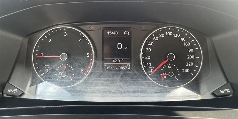 Volkswagen Transporter 2,0 TDi,110kW,DSG,Long - fotka 13 z 21