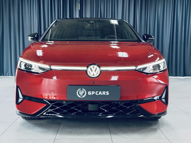 Volkswagen ID.7 (2025) GTX*4M*ZÁRUKA*TAŽNÉ*HEADUP*MAX - fotka 2 z 41