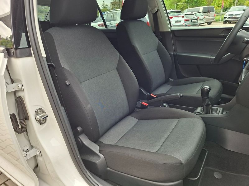 Škoda Rapid (2016) 1.2TSI 66kW - fotka 21 z 37