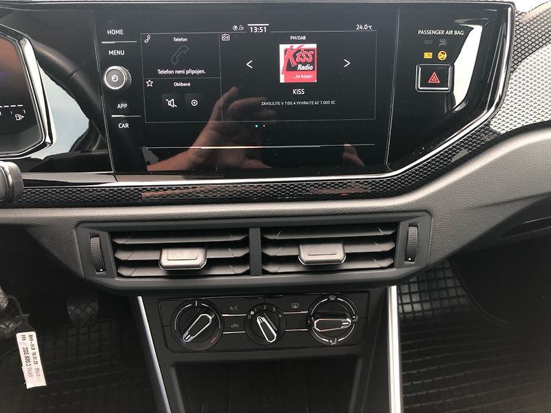 Volkswagen Polo People 1,0 TSI 5G - fotka 19 z 28
