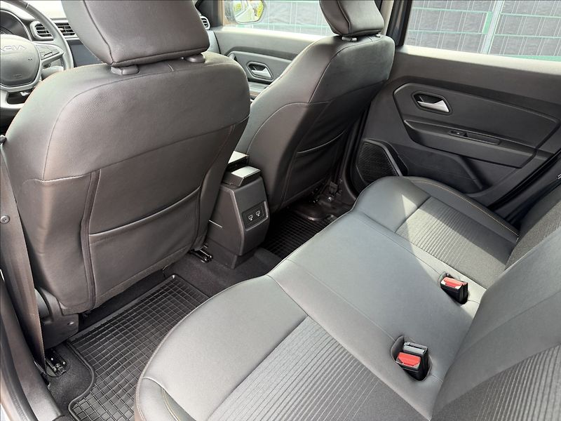 Dacia Duster 1.0 TCe LPG Extreme - fotka 21 z 26