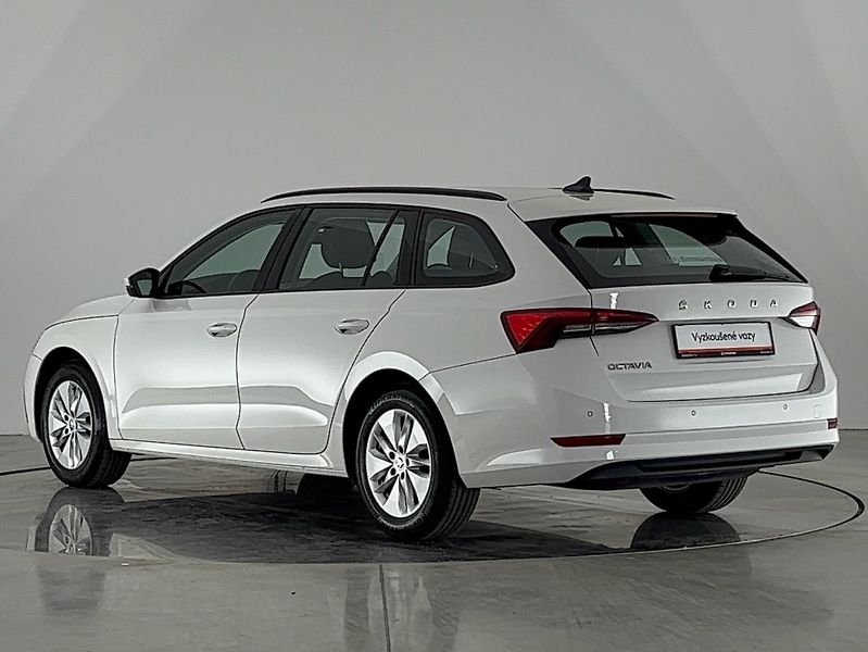 Škoda Octavia Ambition - fotka 15 z 25
