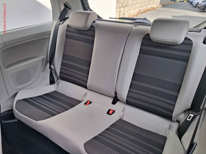 Seat Mii (2013) 1.0 MPi, Style - fotka 10 z 16