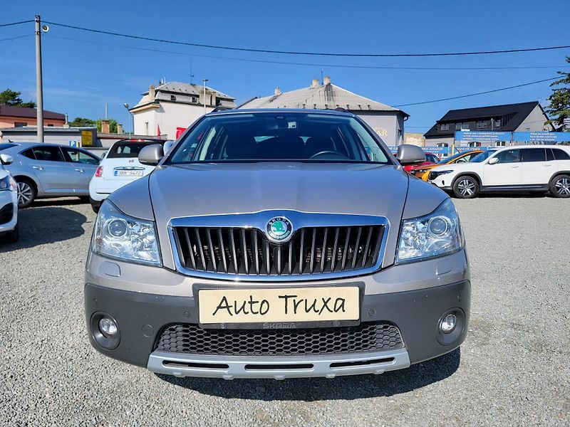Škoda Octavia 2.0 TDi 103kW SCOUT 4x4 - fotka 30 z 45