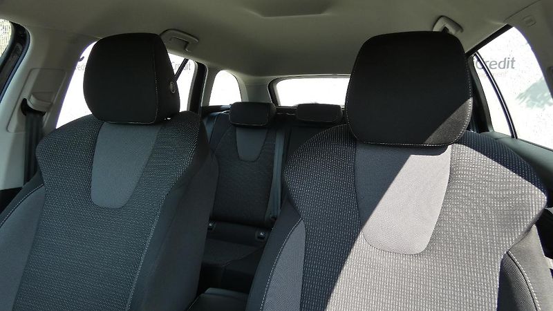 Škoda Octavia Combi 2,0 TDI Ambition - fotka 7 z 22