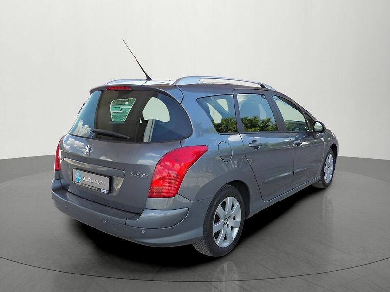 Peugeot 308 SW 1.6VTi 88kW AutoAC Serviska - fotka 4 z 33