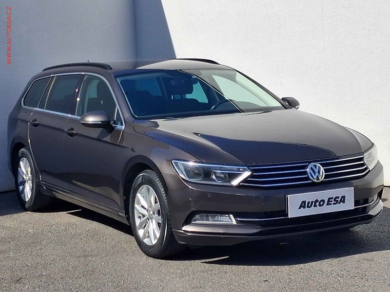 Volkswagen Passat (2015) 2.0 TDi, 1.maj, AC, temp - fotografie inzerátu