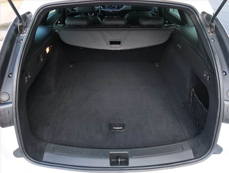 Opel Insignia (2021) 2.0 CDTI, Automat, ČR,1.maj - fotka 14 z 17