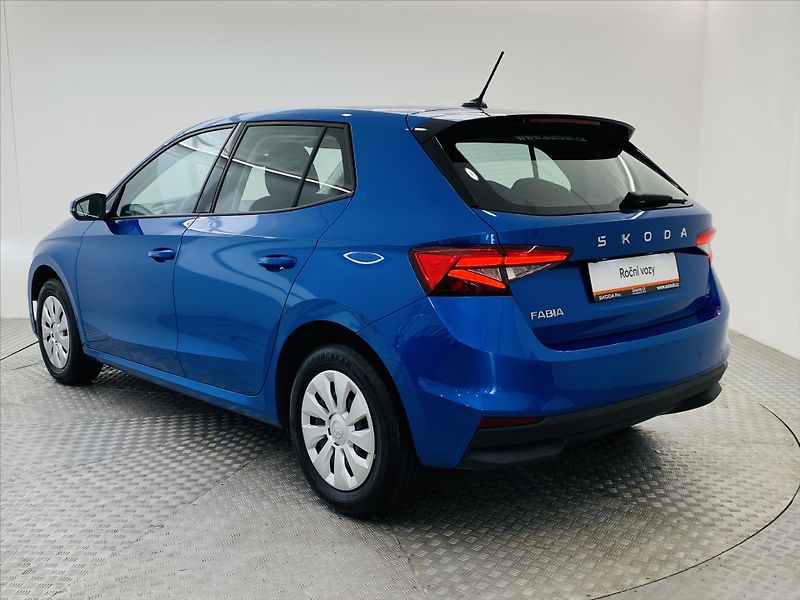 Škoda Fabia 1,0 MPI 59kW Selection - fotka 27 z 28