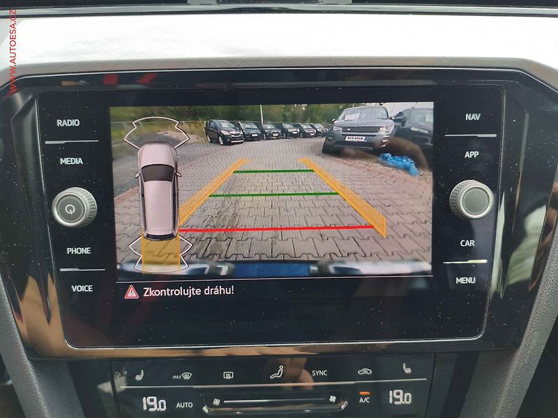 Volkswagen Passat (2022) 2.0 TDi, Business,  DSG - fotka 18 z 19