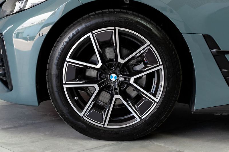 BMW Řada 4 420d xD ///M*ZÁRUKA*TAŽNÉ*ČR 1 - fotka 40 z 49