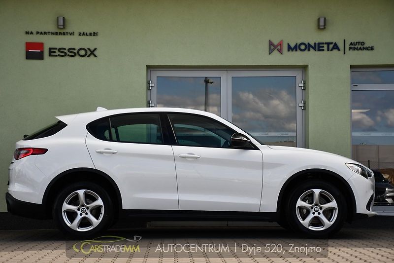 Alfa Romeo Stelvio 2,2JTD 154 KW 4x4 - fotka 6 z 50