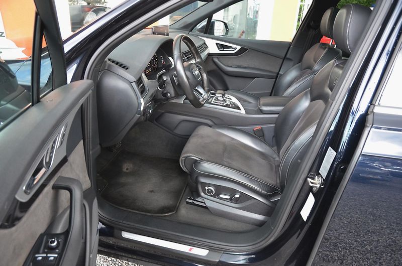 Audi Q7 (2015) 3.0 TDi Quattro S-LINE / ČR - fotka 20 z 47