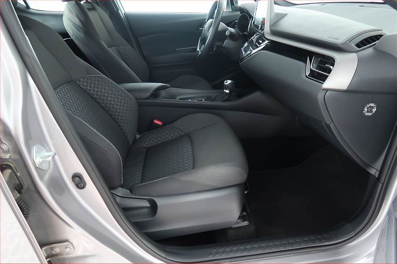 Toyota C-HR (2021) Business 2.0 Hybrid - fotka 9 z 20