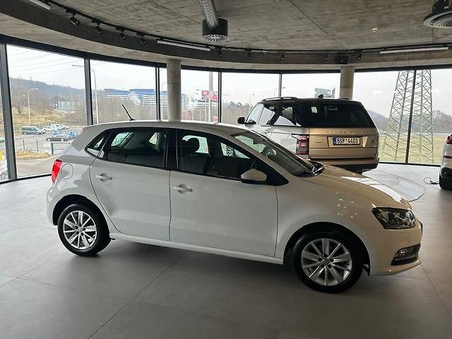 Volkswagen Polo (2016) 1,4 TDi DSG Comfortline - fotka 8 z 24