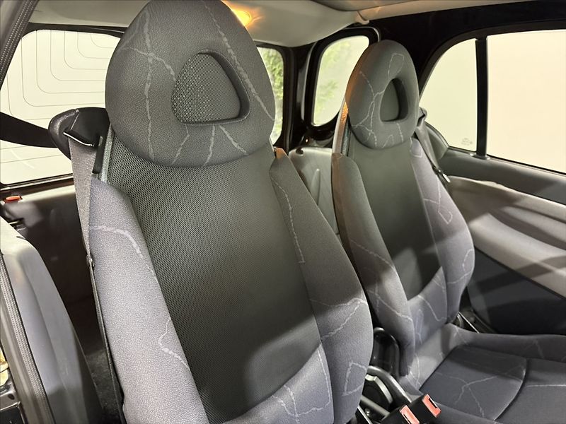 Smart Fortwo 0,6   i PURE ALU TOP STAV - fotka 16 z 29