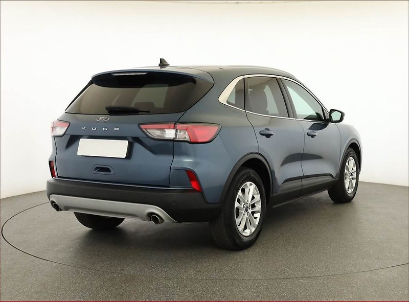 Ford Kuga (2020) Titanium 1.5 EcoBlue - fotka 5 z 18