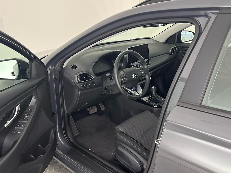 Hyundai i30 Smart DCT - fotka 6 z 27