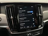 Volvo V90 B5 AWD PLUS DARK REZERVACE - náhled 32