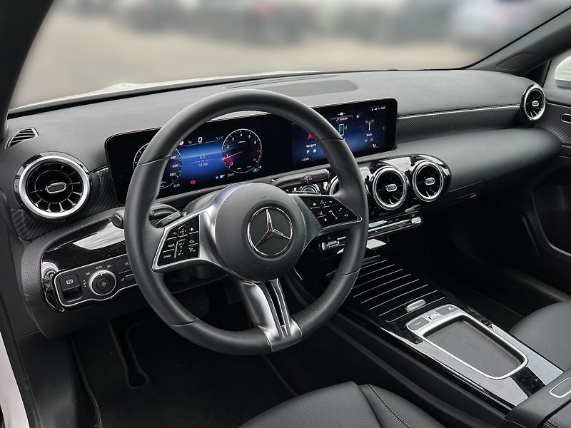 Mercedes-Benz Třídy A Třída A 180 - fotka 10 z 18