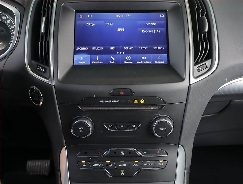 Ford S-MAX (2021) Titanium 2.0 TDCi, Automat - fotka 12 z 25