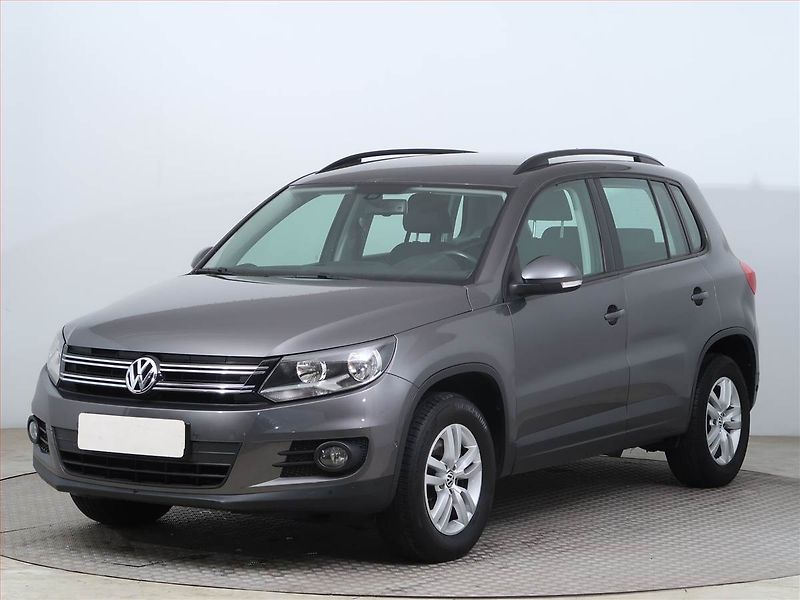 Volkswagen Tiguan (2016) Comfortline 2.0 TDI, ČR,1.maj - fotka 2 z 15