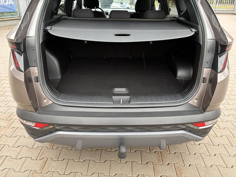 Hyundai Tucson 1.6T-GDi 132kW, REZERVACE - fotka 29 z 30