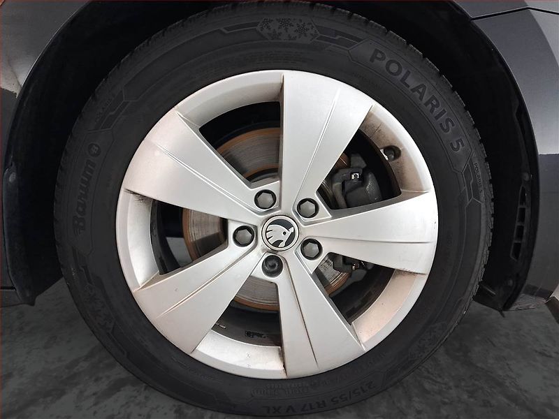Škoda Superb (2019) Style 2.0 TDI, Automat, Kůže - fotka 15 z 21