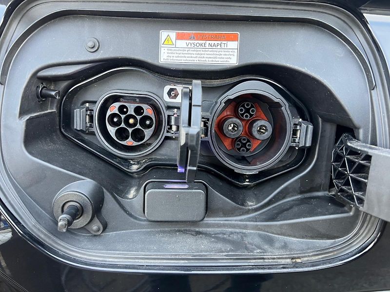 Mitsubishi Eclipse Cross (2024) INSTYLE 2.4 PHEV TAŽNÝ DPH CZ - fotka 30 z 30