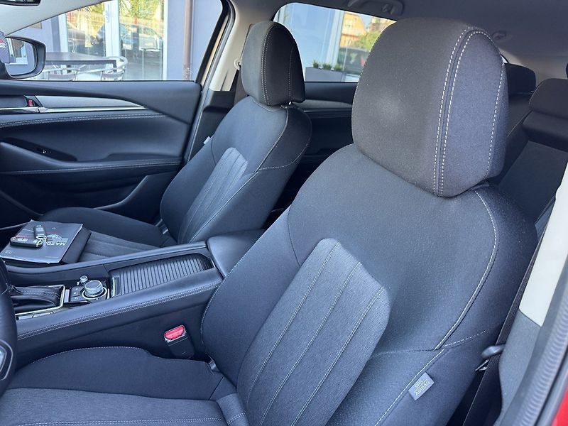 Mazda 6 (2018) 2.5i G-194 Automat LED Bose - fotka 28 z 50