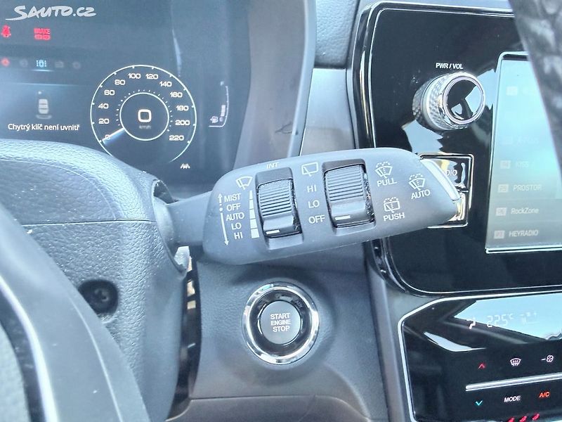 SsangYong Tivoli Grand 1.5 GDI Style Plus - fotka 20 z 33