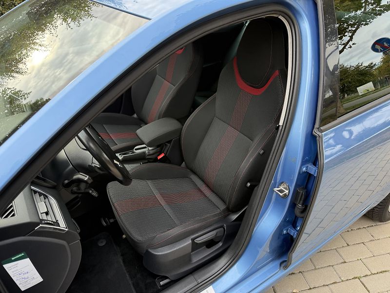 Škoda Octavia 2.0 TSi STYLE DSG - fotka 21 z 35