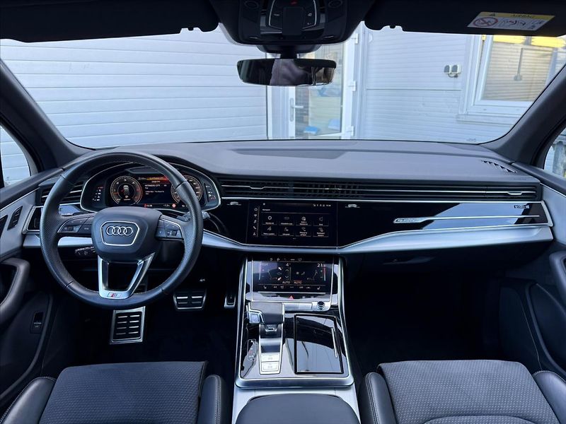 Audi Q7 3,0 TDI 210kW quattro S-line - fotka 17 z 34