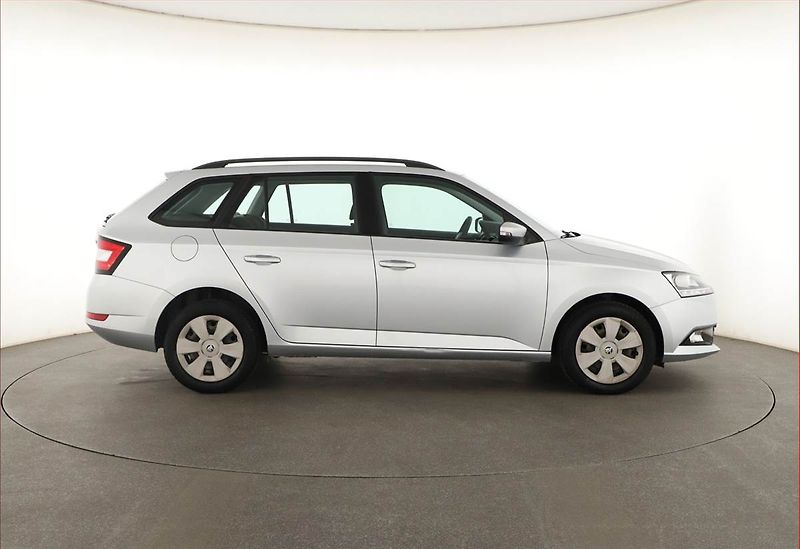Škoda Fabia (2018) 1.0 TSI, ČR,1.maj, Serv.kniha - fotka 6 z 13