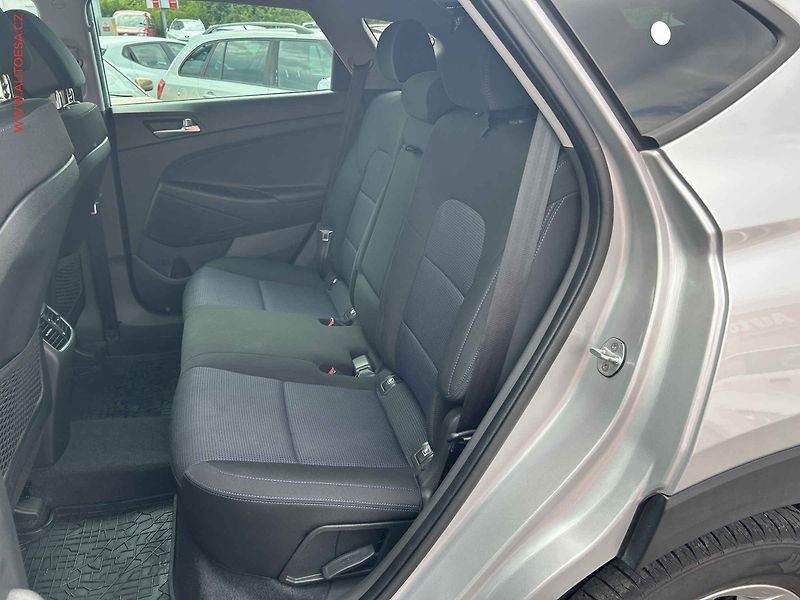Hyundai Tucson (2016) 1.7CRDi, 2.maj,ČR, Navi - fotka 10 z 19