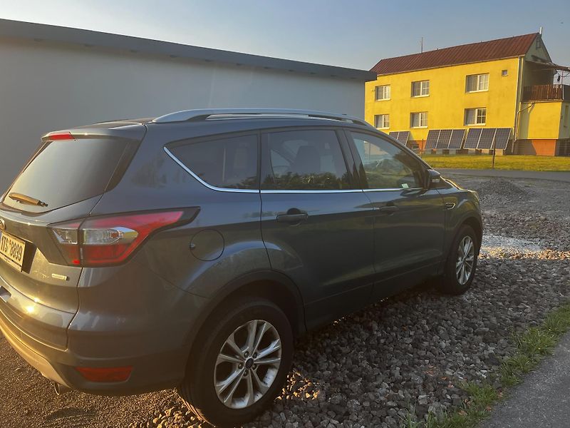 Ford Kuga (2018) 2 Titanium 1,5 EcoBoost, DPH - fotka 3 z 15