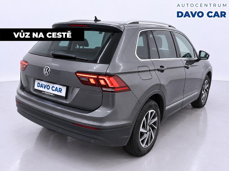 Volkswagen Tiguan 2,0 TDI 85 kW Sound Virtuál - fotka 3 z 10